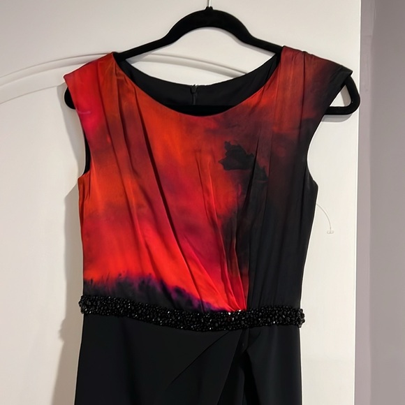 Rene Ruiz gown size 2 NWOT mermaid style with black whine stone - Picture 6 of 9